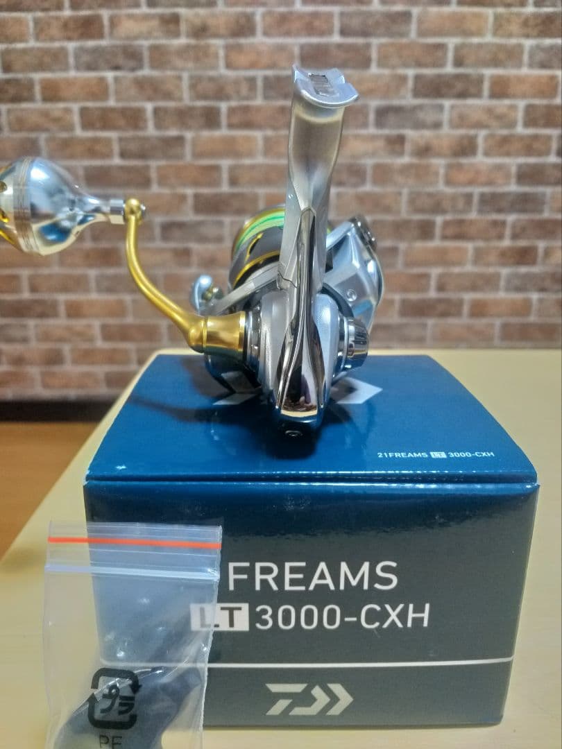 DAIWA LT 3000-CXH スピニングリール