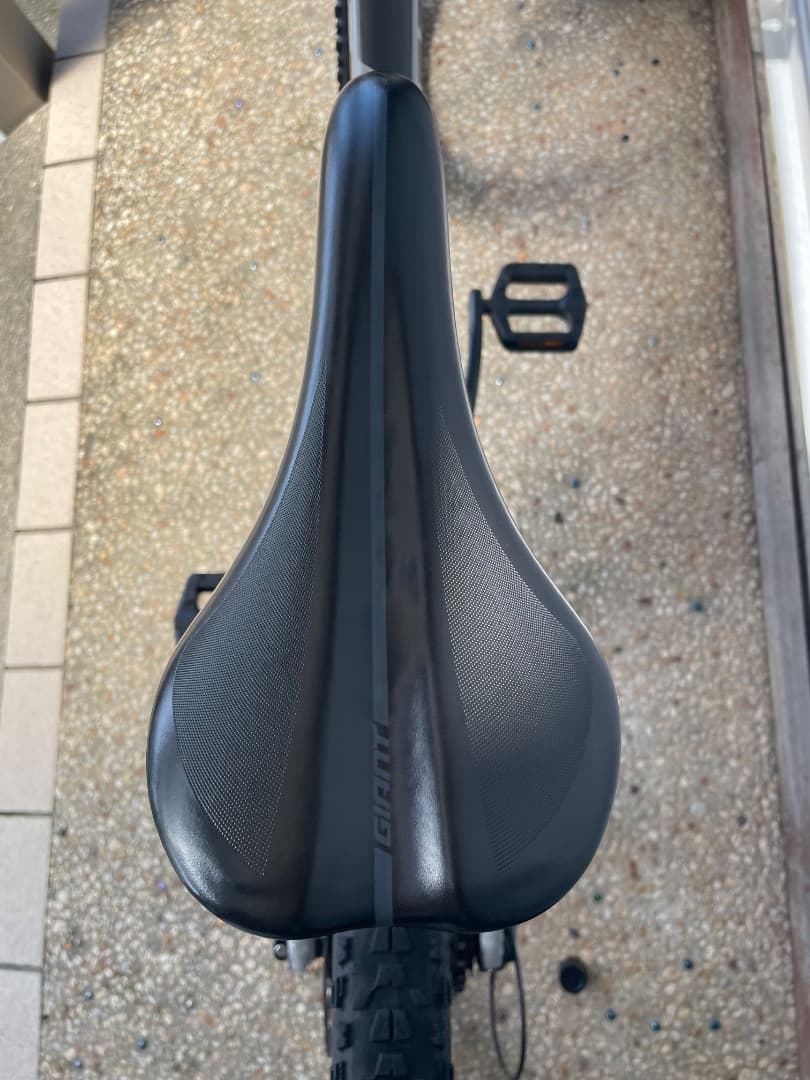 GIANT TALON2 2021 Sサイズ マットコンクリート