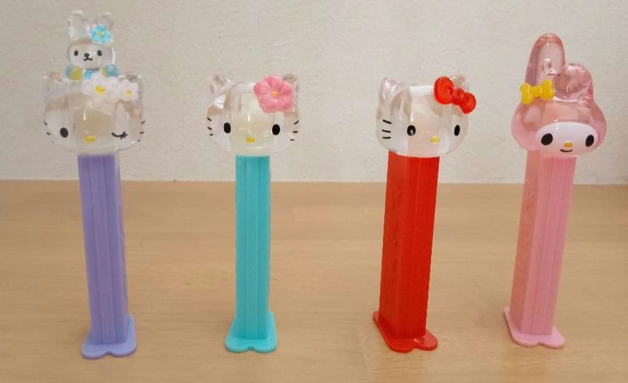 サンリオ PEZ クリアヘッド 4本セット 缶ケース入り未使用 キティ マイメロ