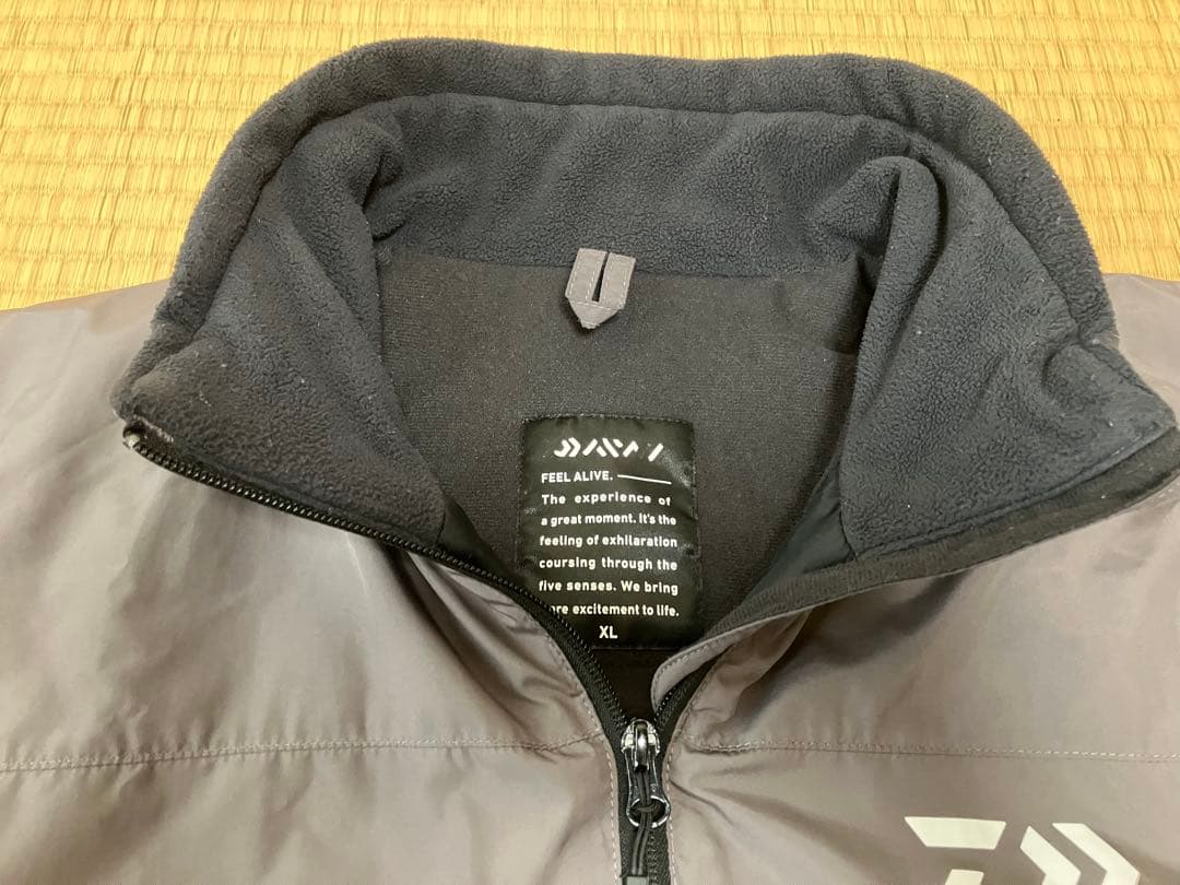 【美品】ダイワ（DAIWA）ウォームアップスーツ DI-5207 グレー XL