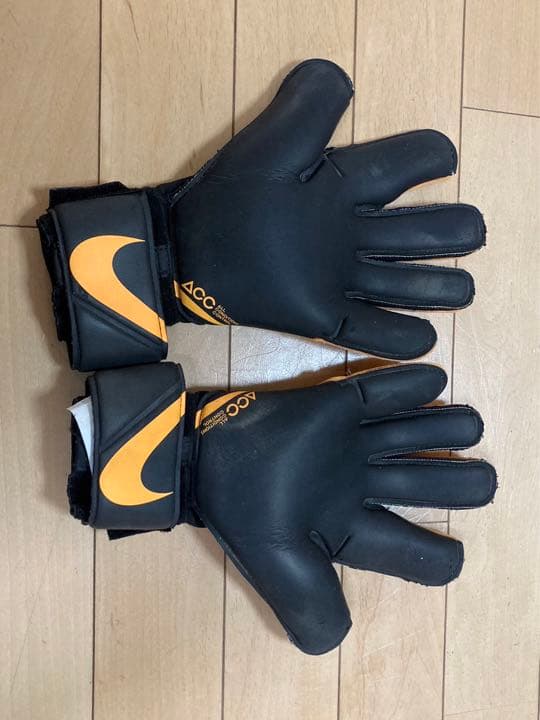 NIKE キーパーグローブ　vaper grip3 8号