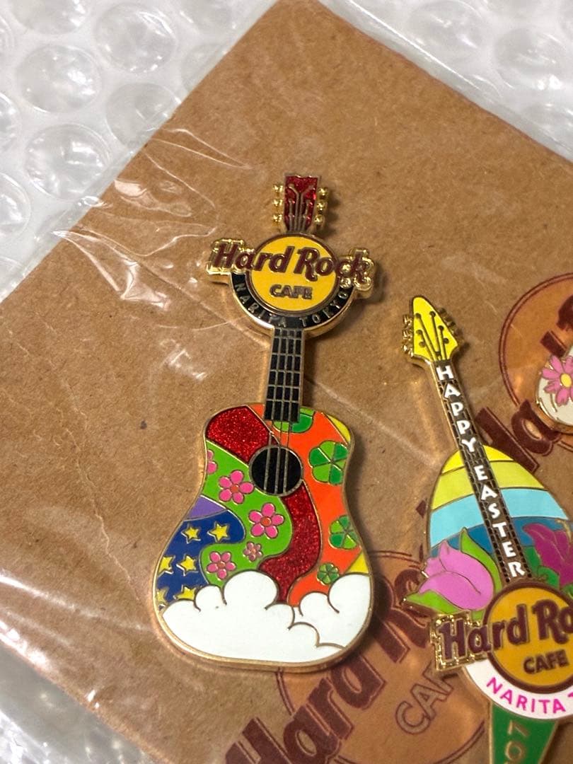 3点セット 成田店 ギター EASTER ハードロックカフェ ピンバッジ