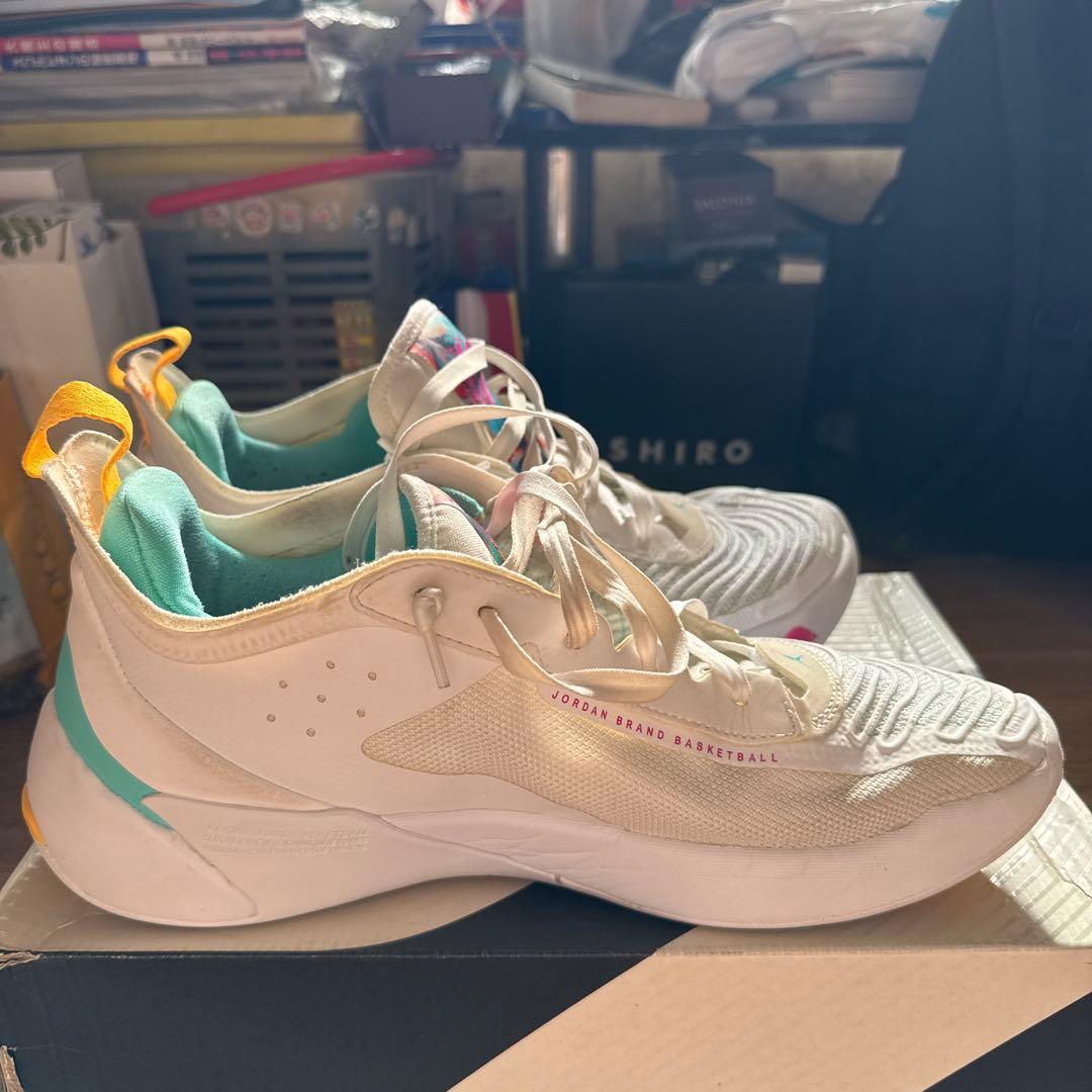 シューズ(男性用) JORDAN Luka1