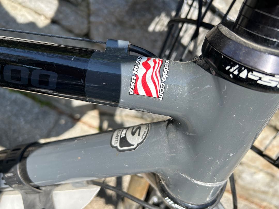 Cannondale F300 タイヤ交換街乗り用