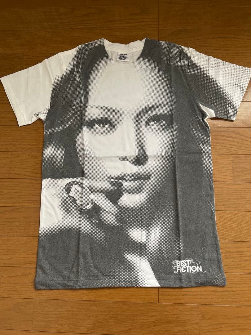 安室奈美恵　BESTFICTION ライブ　Tシャツ