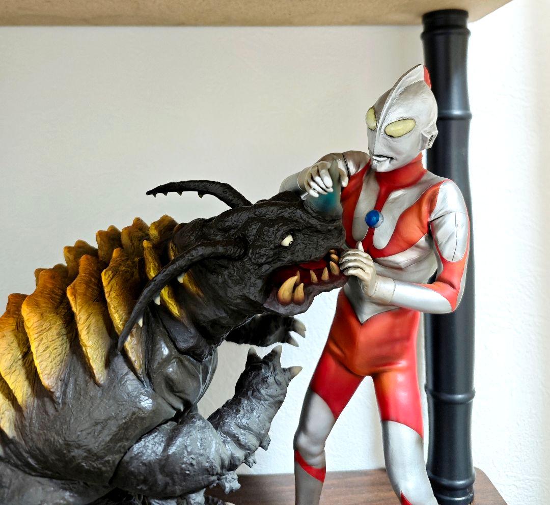 ウ*い様 CCP1/6特撮シリーズ ウルトラマンVSネロンガ 対決セット
