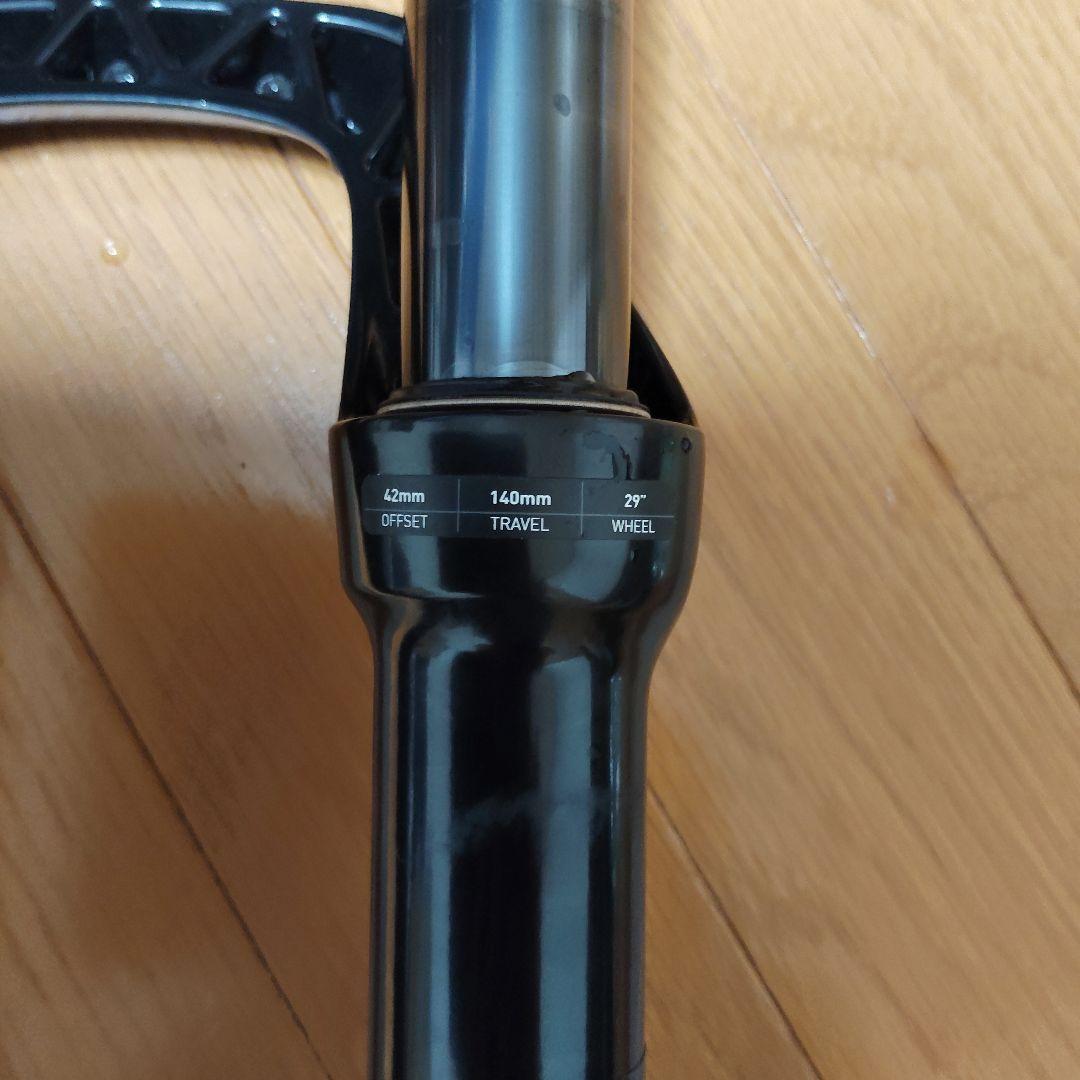 Rockshox recon 29インチ 140 mm