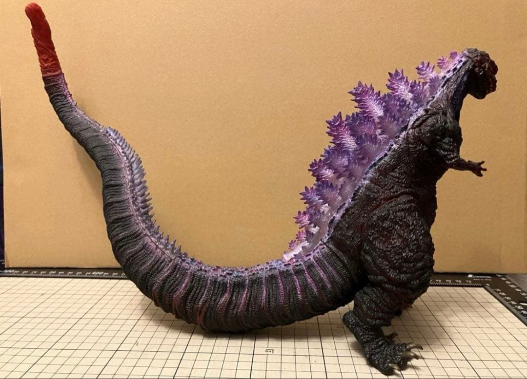 n*k様 とるパカ！ シン・ゴジラ ビッグソフビフィギュア熱線放射ver.賞