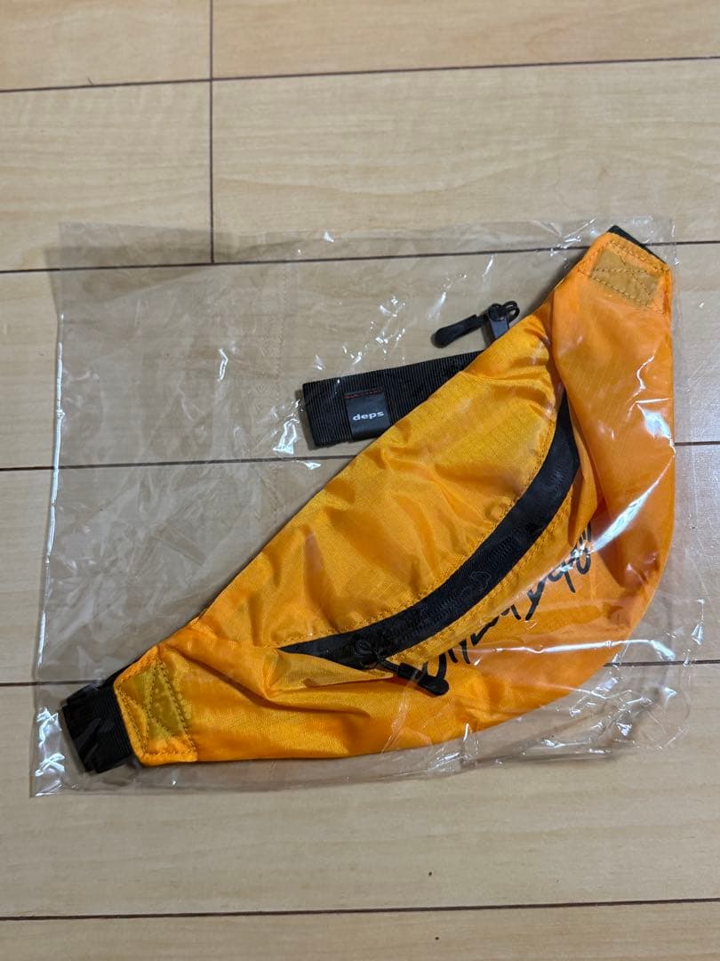 DEPS PADDED JACKT デプス　ウェア