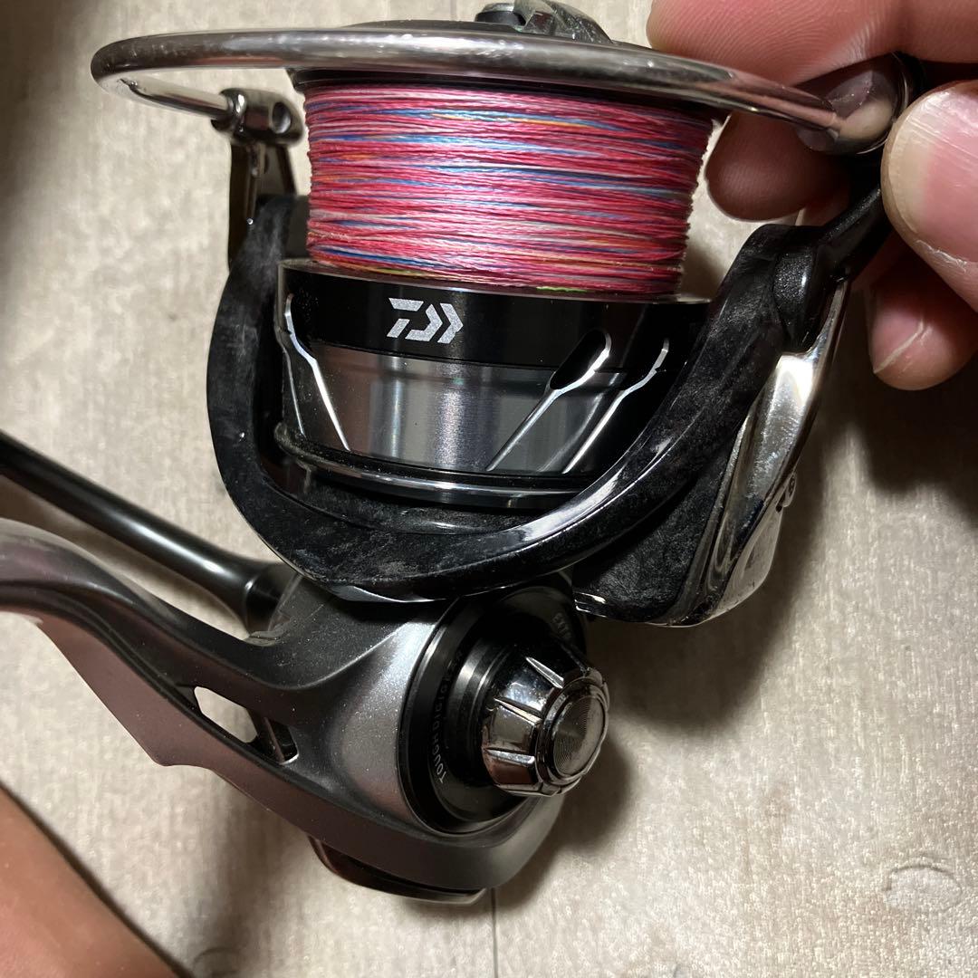 DAIWA LT4000-CXH フィッシングリール