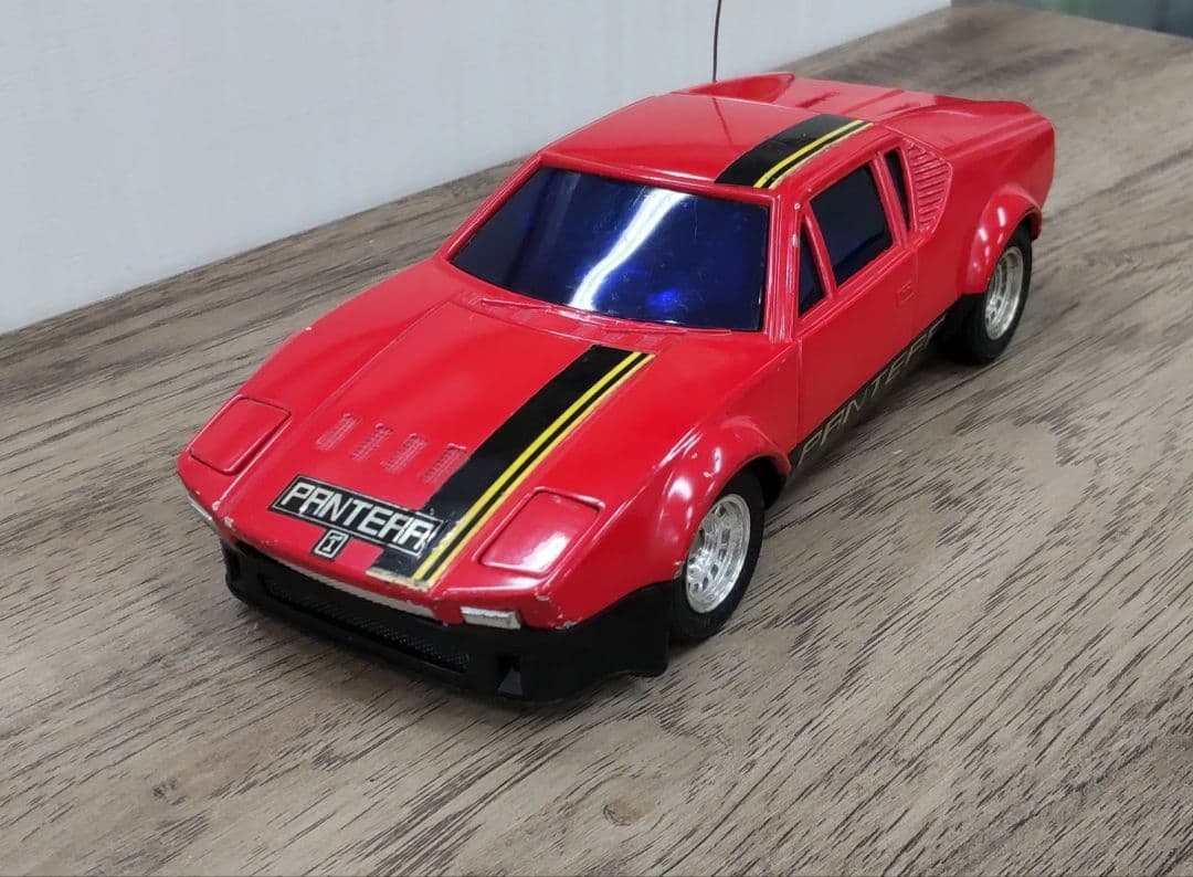 デ・トマソ パンテーラ　PANTERA ラジコンカー