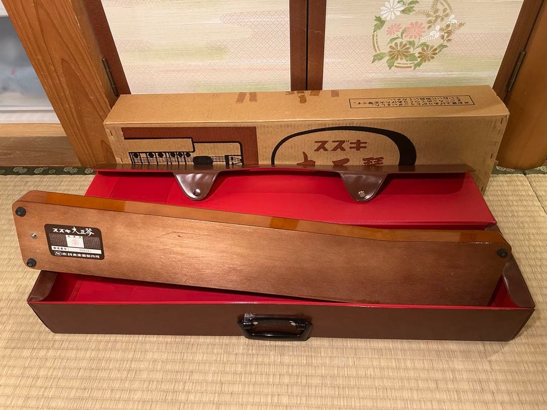 【新品未使用】SUZUKI スズキ 大正琴 松 ケース 箱付