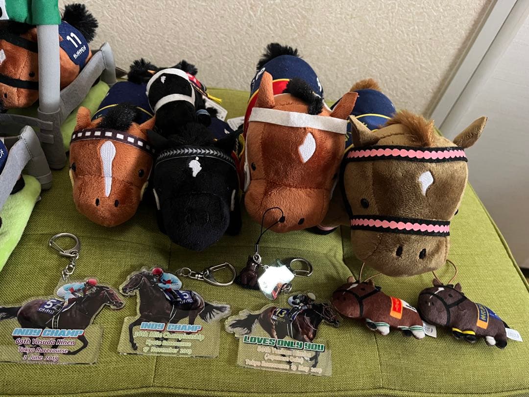 サラブレッドコレクション ねそべり ぬいぐるみ キーホルダー 競馬 JRA