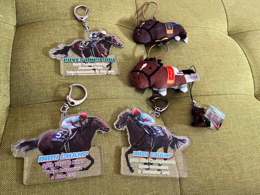 サラブレッドコレクション ねそべり ぬいぐるみ キーホルダー 競馬 JRA
