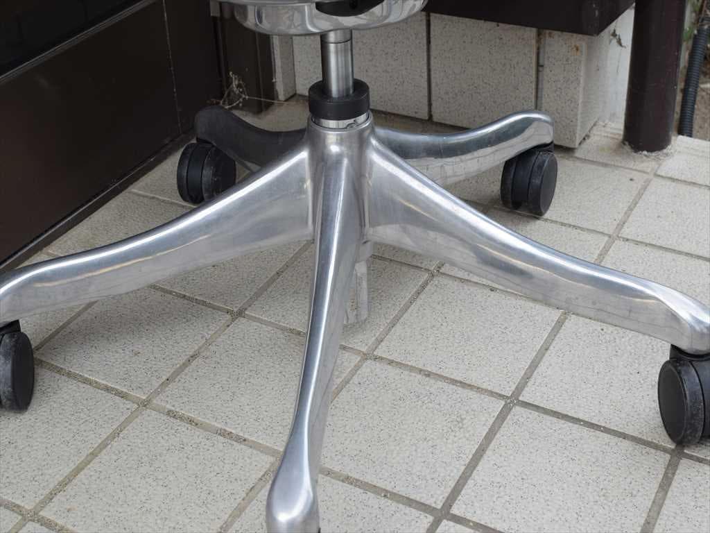 高級品　エルゴヒューマン　オフィスチェア