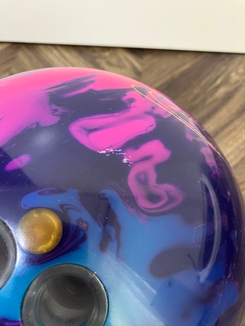 STORM SUMMIT WORLD ボウリングボール