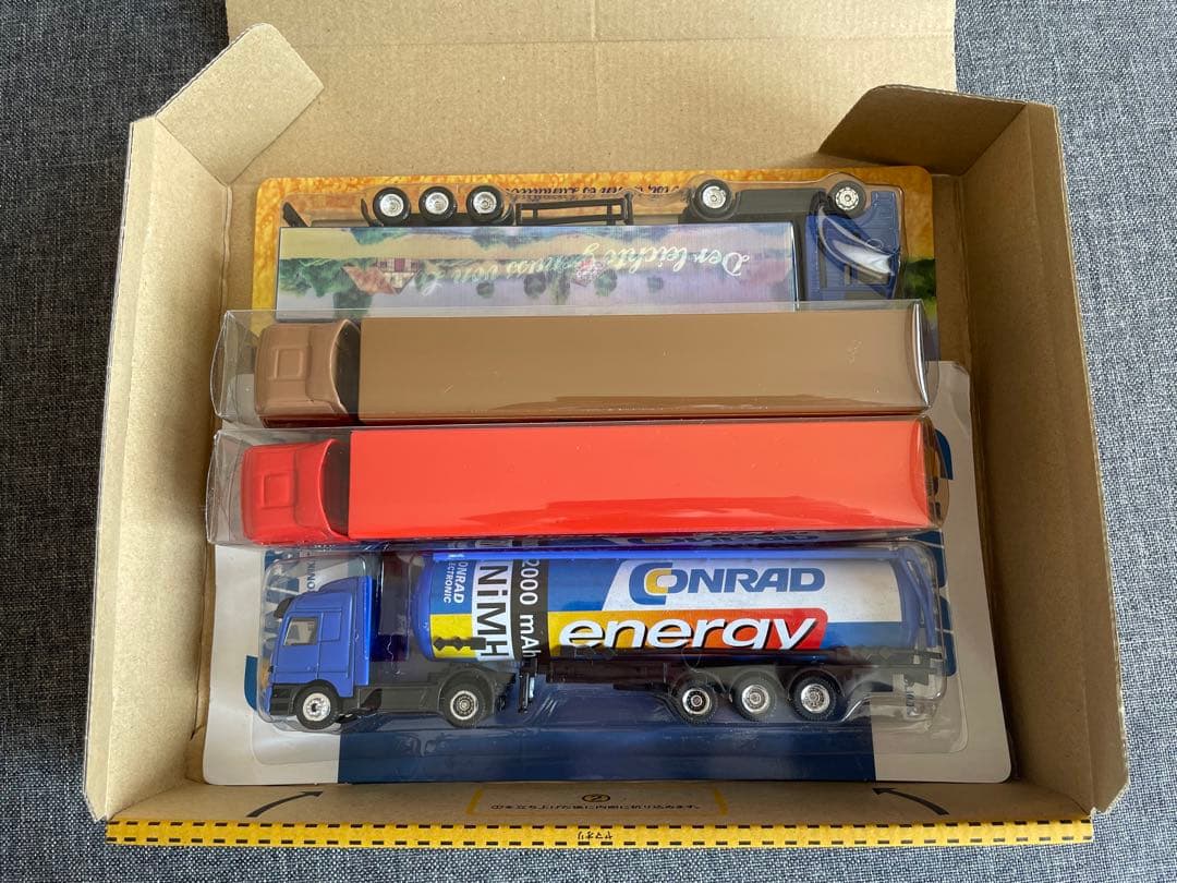 ドイツ 非売品 ミニカー(大型トラック) 4台セット