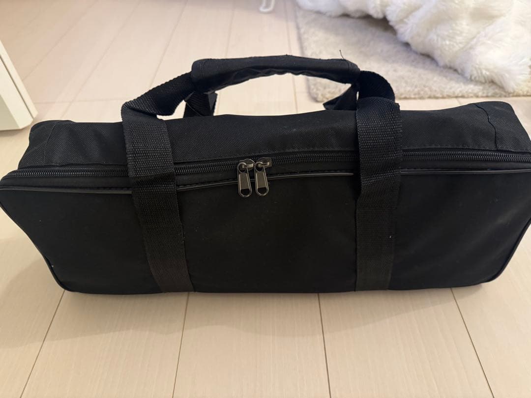 美品　電子ピアノ 61鍵盤 折り畳みホワイト