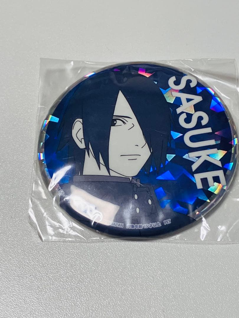 BORUTO NARUTO シャイニーカラー 缶バッジ ホログラム うちはサスケ