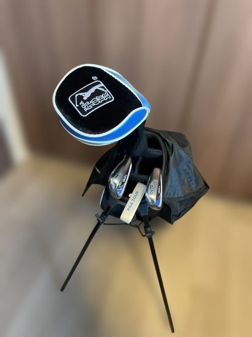 PGA TOUR ジュニアゴルフセット バッグ付 4本