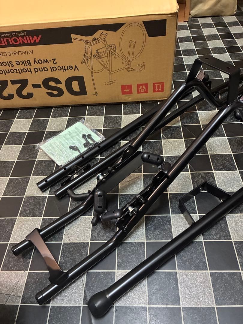 ミノウラ MINOURA DS-2200 バイクディスプレイスタンド（ブラック）