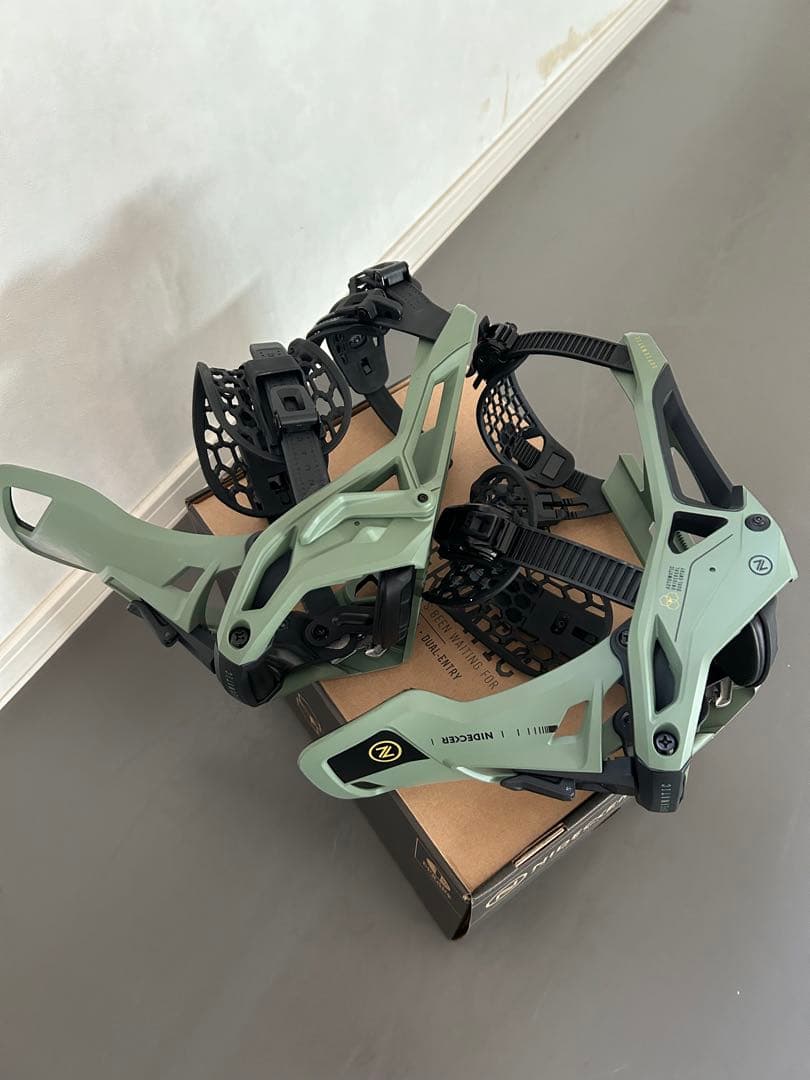 NIDECKER SUPERMATIC サイズL