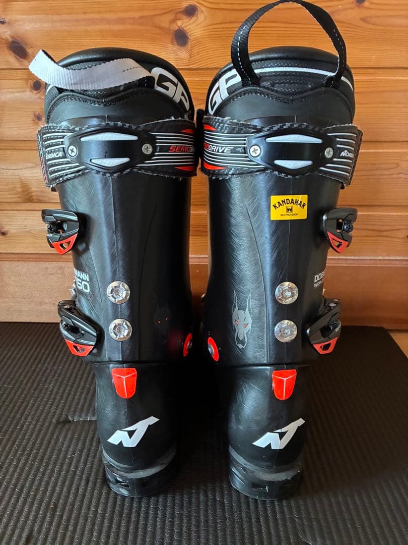 Nordica Dobermann 150 ブーツ　26-26.5 7シェル