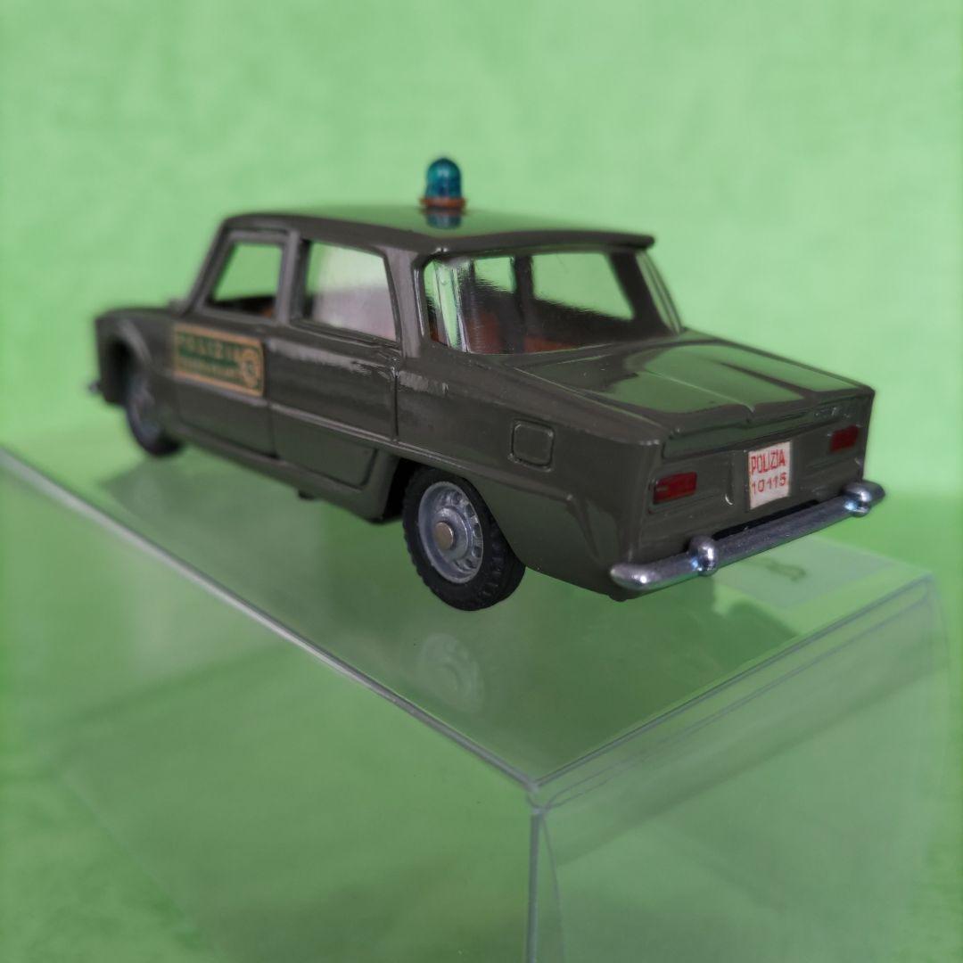 アルファロメオ　ジュリア　 TI 　POLIZIA メーベトーイズ