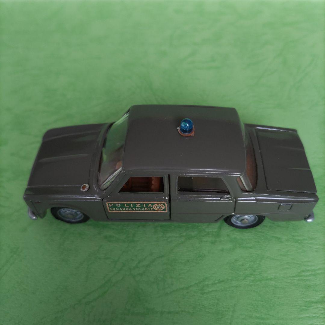 アルファロメオ　ジュリア　 TI 　POLIZIA メーベトーイズ