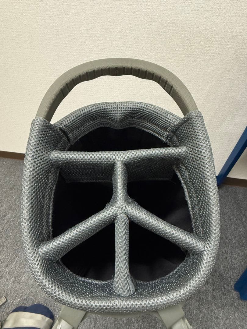 美品 BRIEFING スタンドキャディバック ヘッドカバー セット