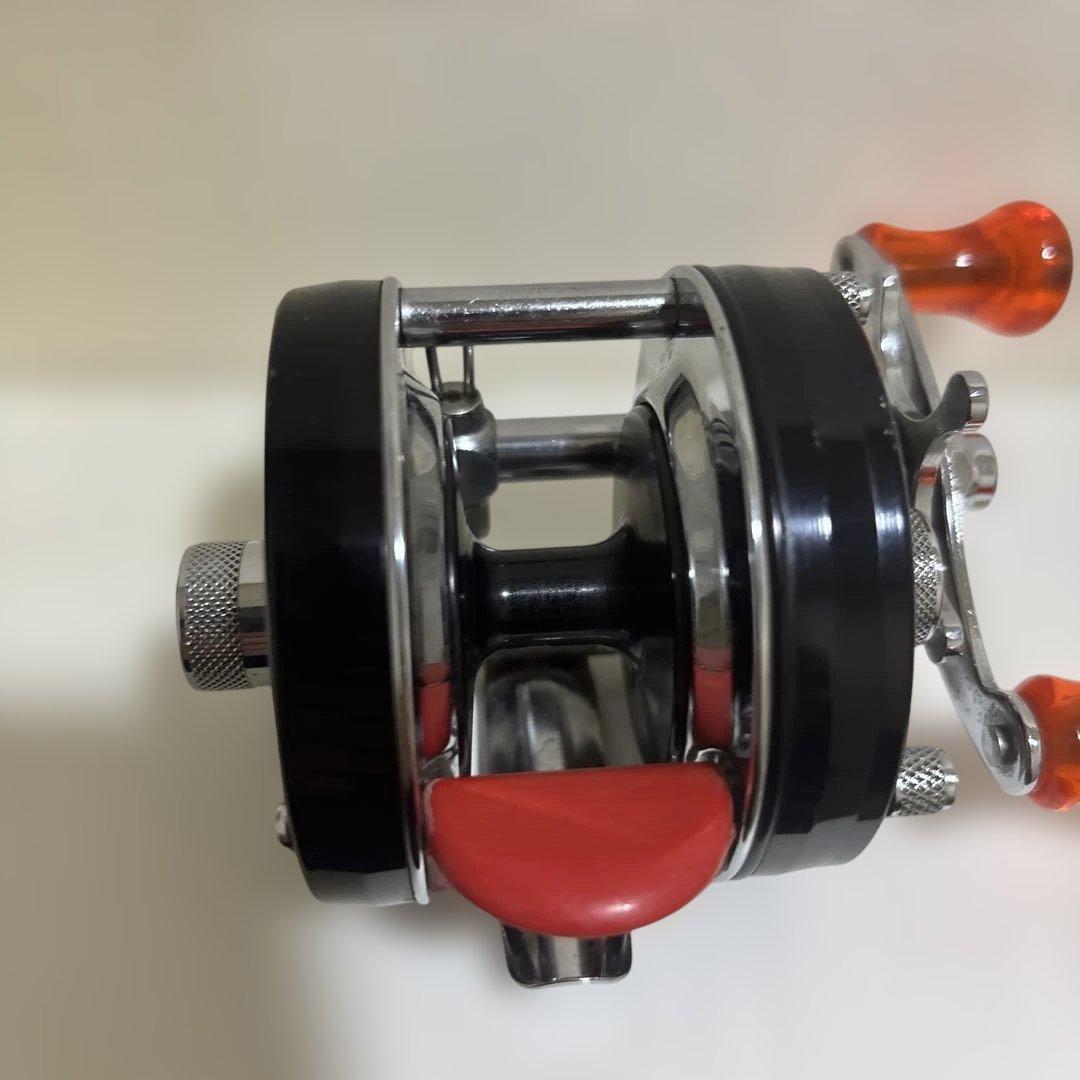ABU Ambassadeur 4600C Sweden アブガルシア 赤ベロ