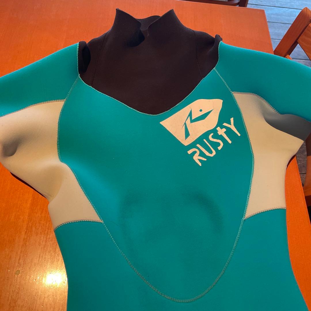 RUSTY 青色 ウェットスーツ 膝パッド付き