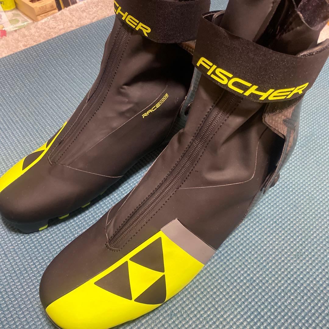 FISCHER RC3 スキーブーツ 黒/黄
