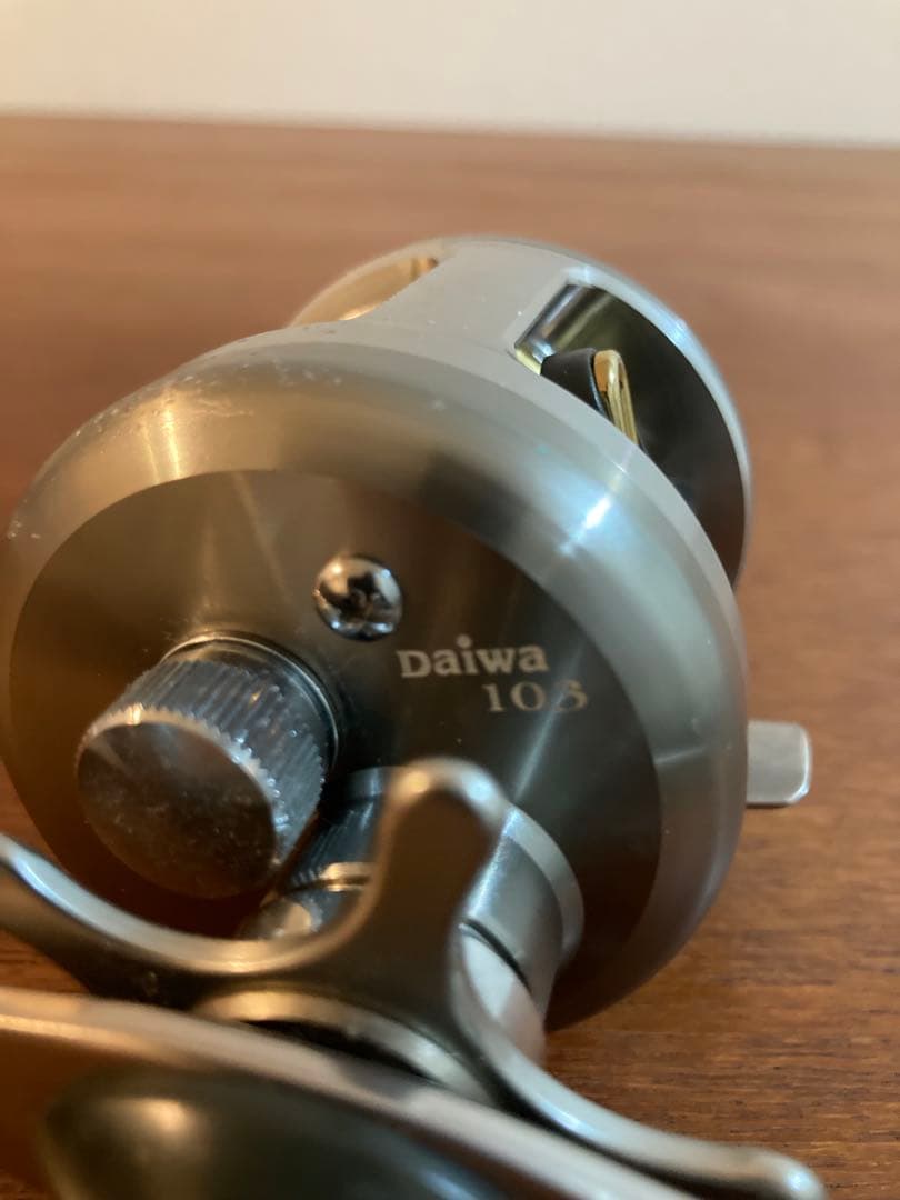 DAIWA ダイワ　ミリオネア　CV-X 105