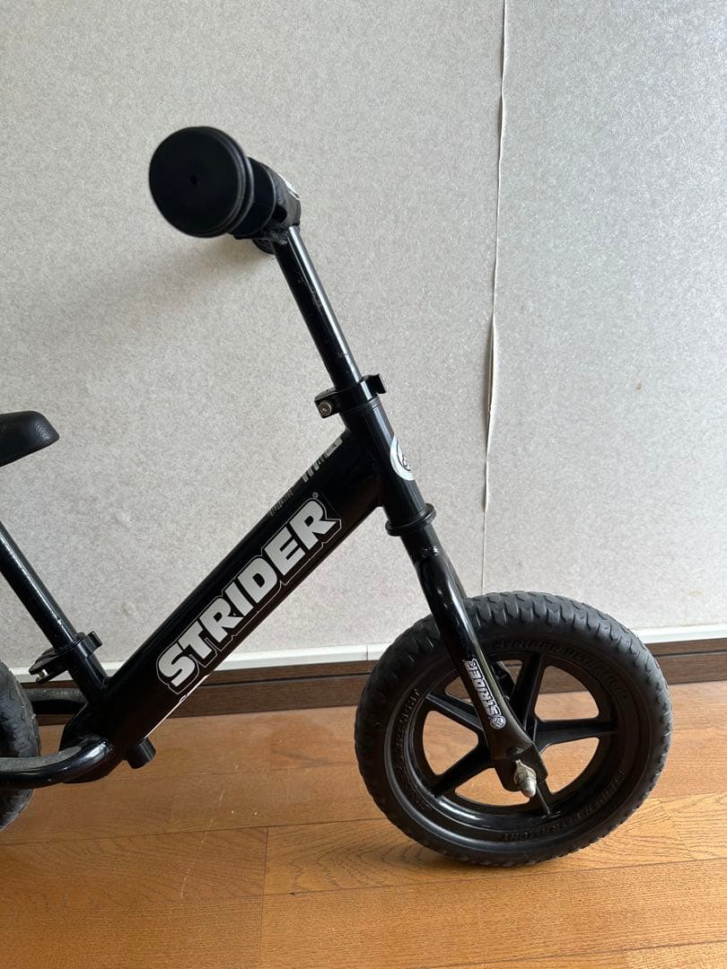 ストライダー スポーツモデル 12インチ ブラック