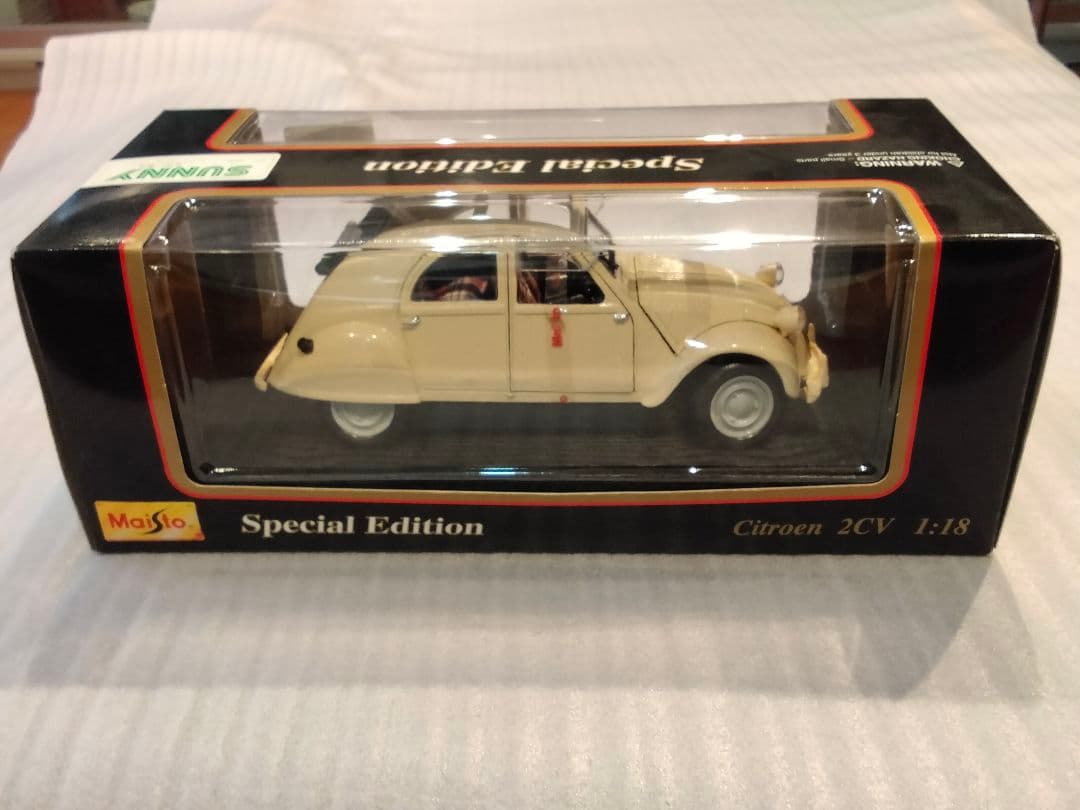 CITROEN　Spesial Edicion（店舗のシール添付あり）　箱あり