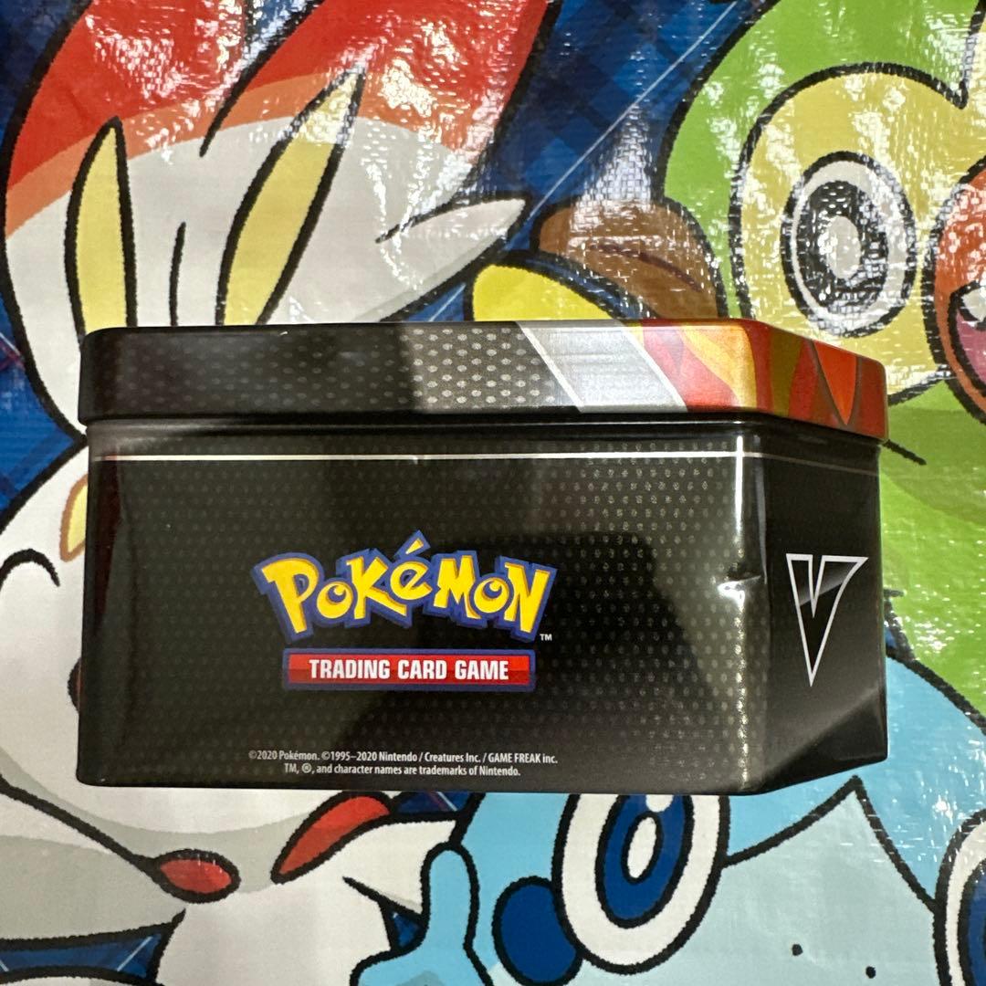 ポケモン　海外　缶ケース② ヒバニー　メッソン　サルノリ