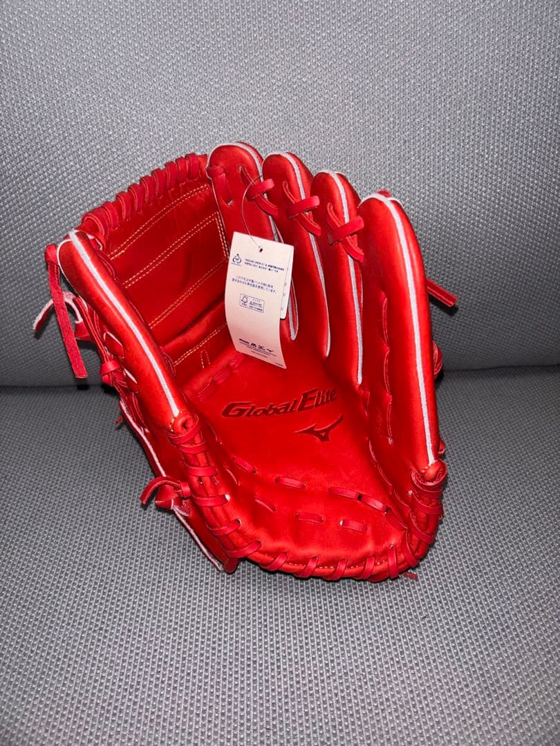Mizuno Global Elite 赤 軟式グローブ 新品タグ付き