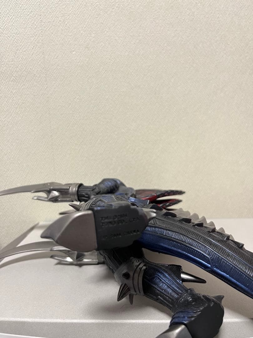 ゴジラ　　ガイガンソフビ　　ジャンク品