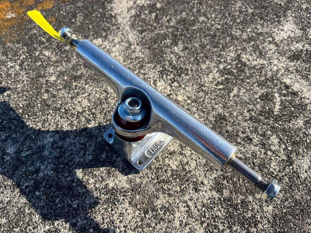 インディペンデント　トラック　215 independent 215