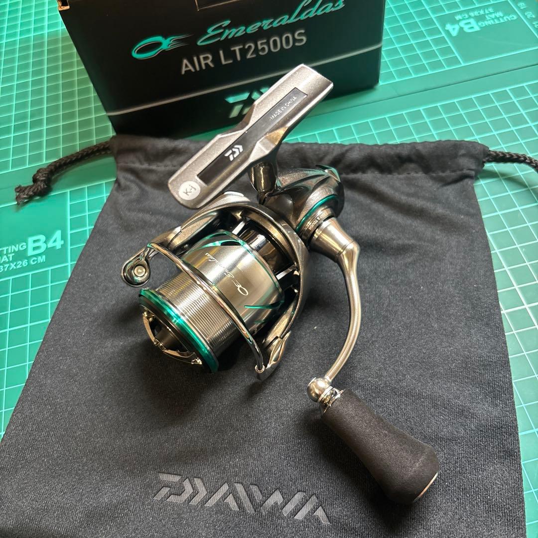 ダイワ 25 エメラルダス AIR LT2500S 極美品