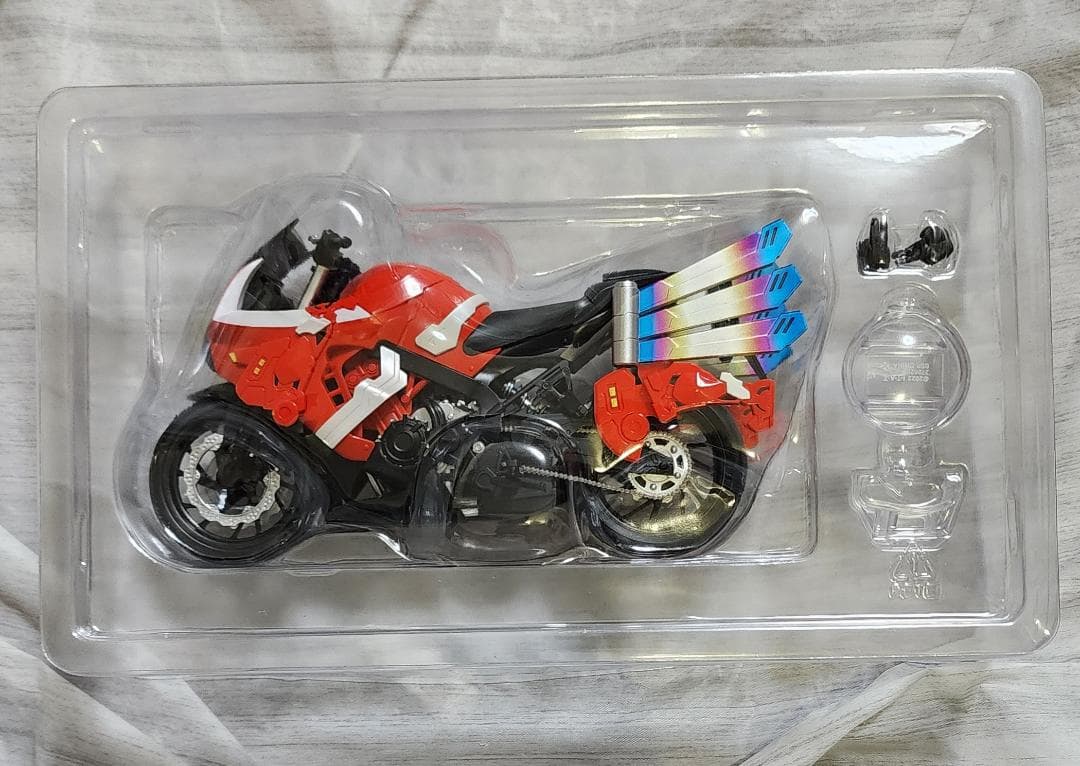フィギュアーツ 仮面ライダーギーツ マグナムブースト＆ブーストライカー
