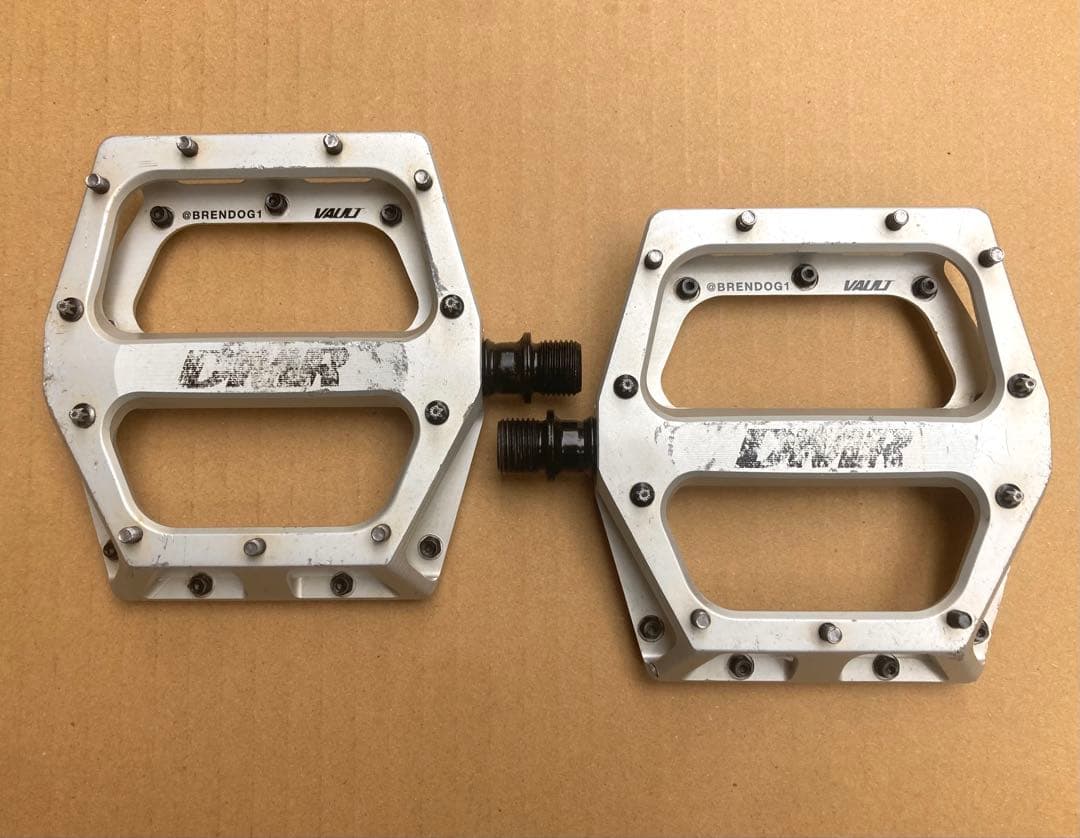 DMR Vault Brendog ICE ディーエムアールボルト ブレンドッグ