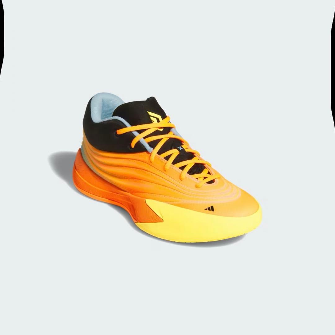 新品　Dame X バッシュ　売り切れカラー　オレンジ　箱あり　値下げ中‼️
