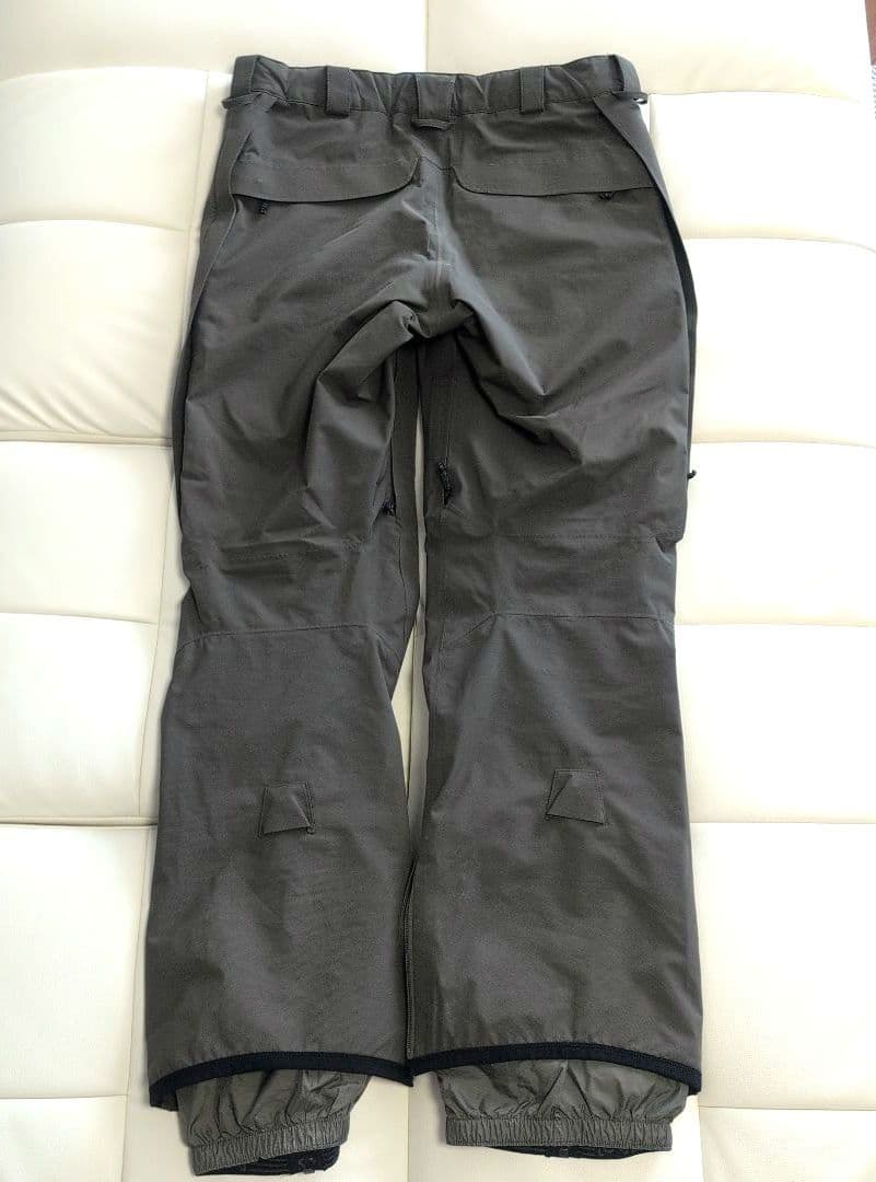 Burton [ak] スノーボードパンツ カーキ サイズM