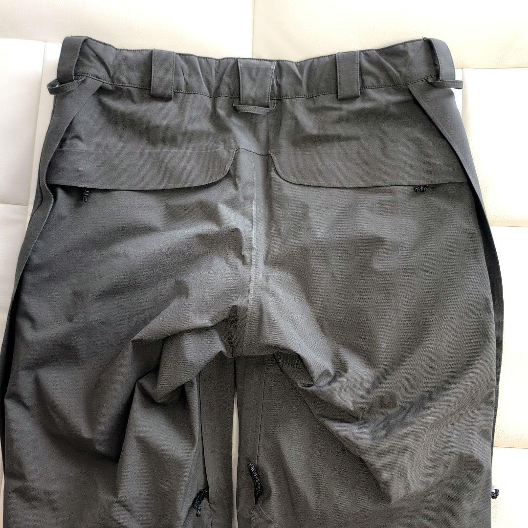 Burton [ak] スノーボードパンツ カーキ サイズM
