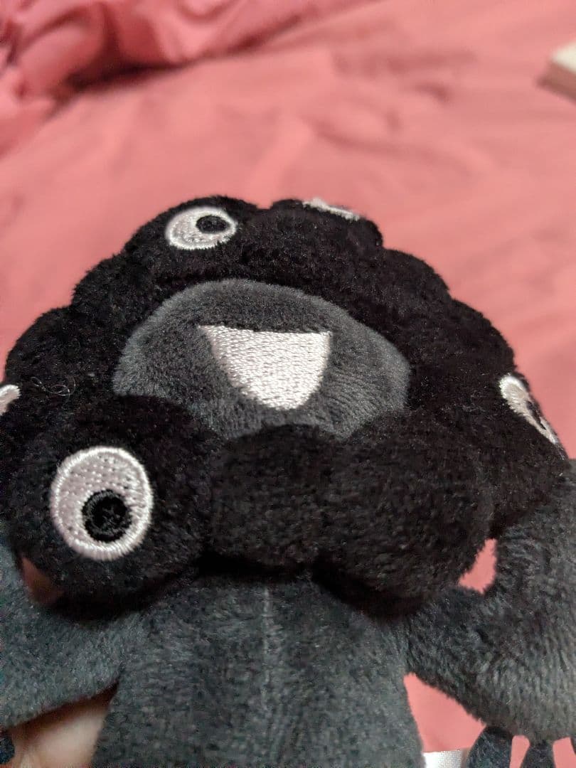ミャクミャク　黒　ぬいぐるみ立ちキーホルダー