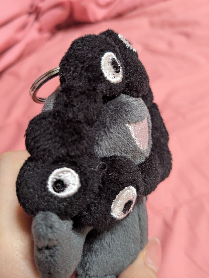 ミャクミャク　黒　ぬいぐるみ立ちキーホルダー