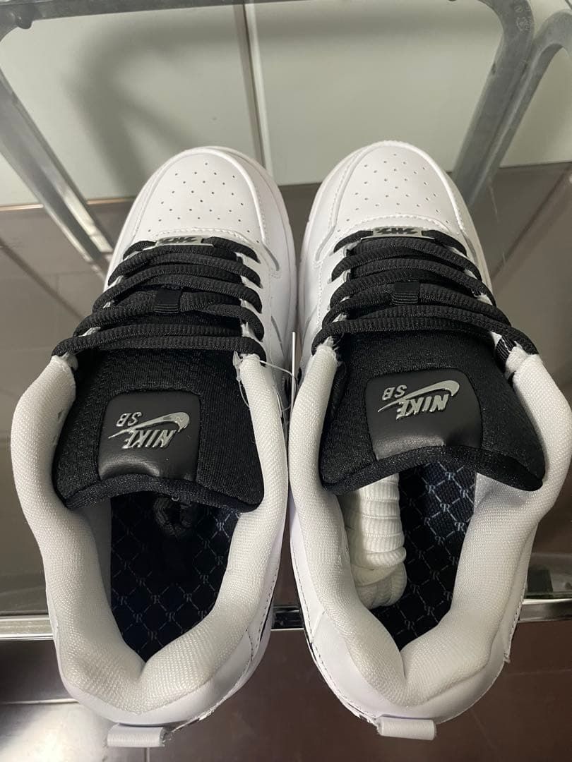 スケートボード Nike SB P-Rod 1 Retro \"White and Black\"