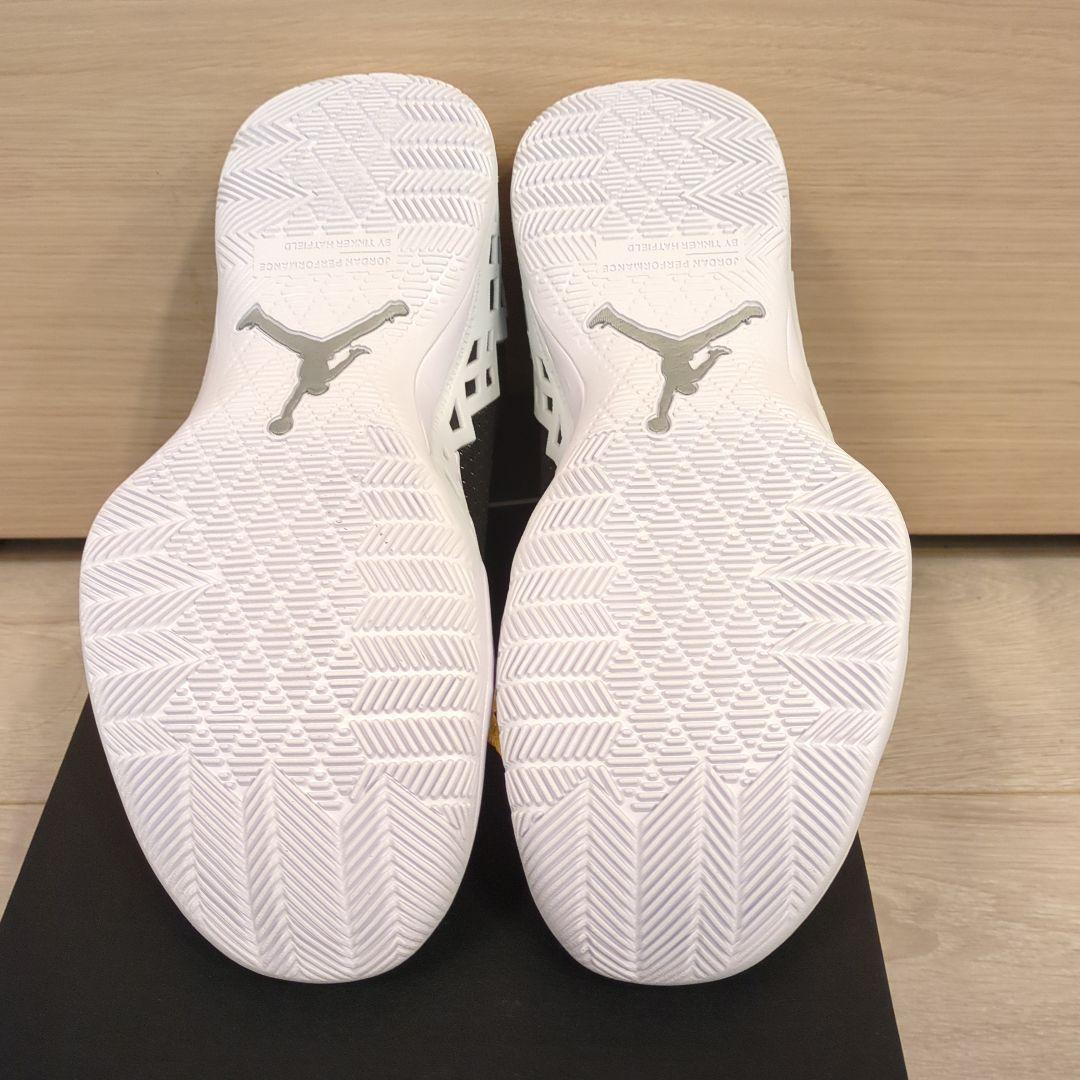 新品未使用　27.0CM　 NIKE JORDAN DIAMOND LOW PF